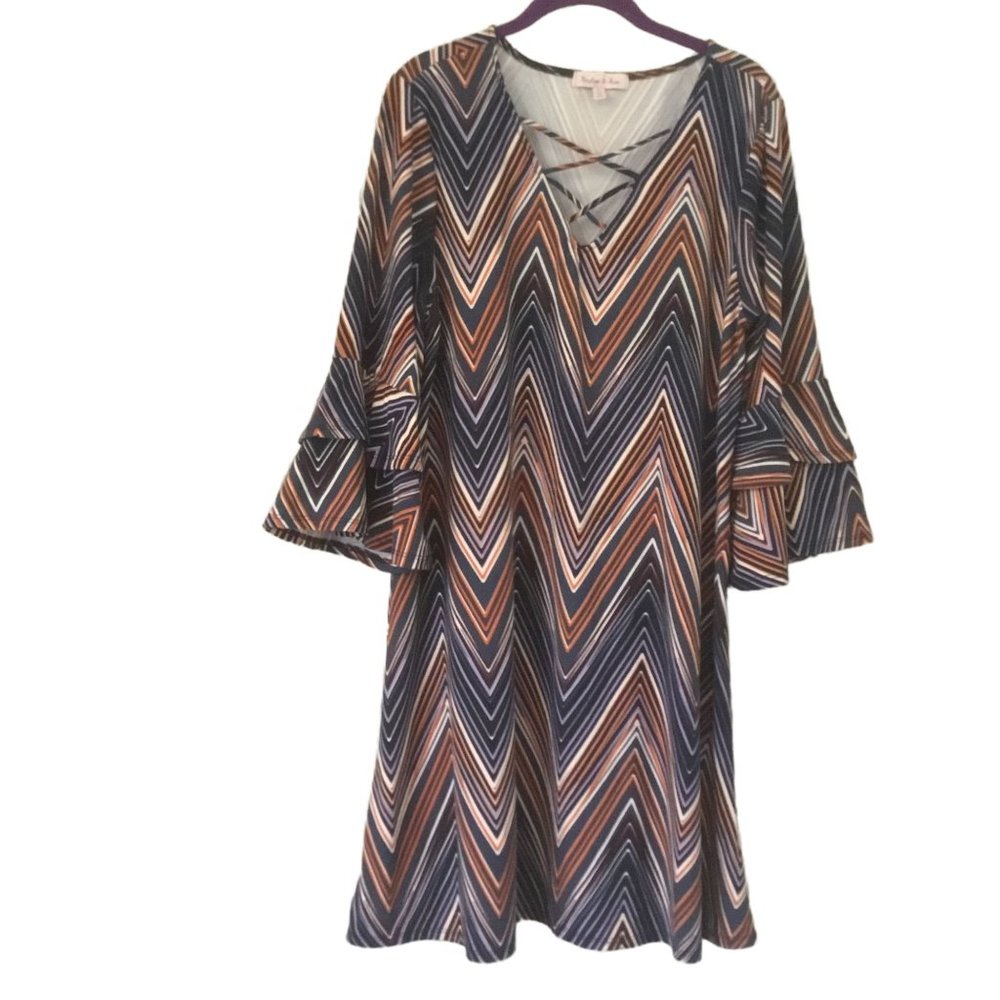 Harlow & Rose Blue Multicolor Chevron V-Neck Bell Sleeve Dress